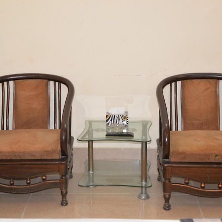 Step Inn Hotel Sukkur Exterior foto