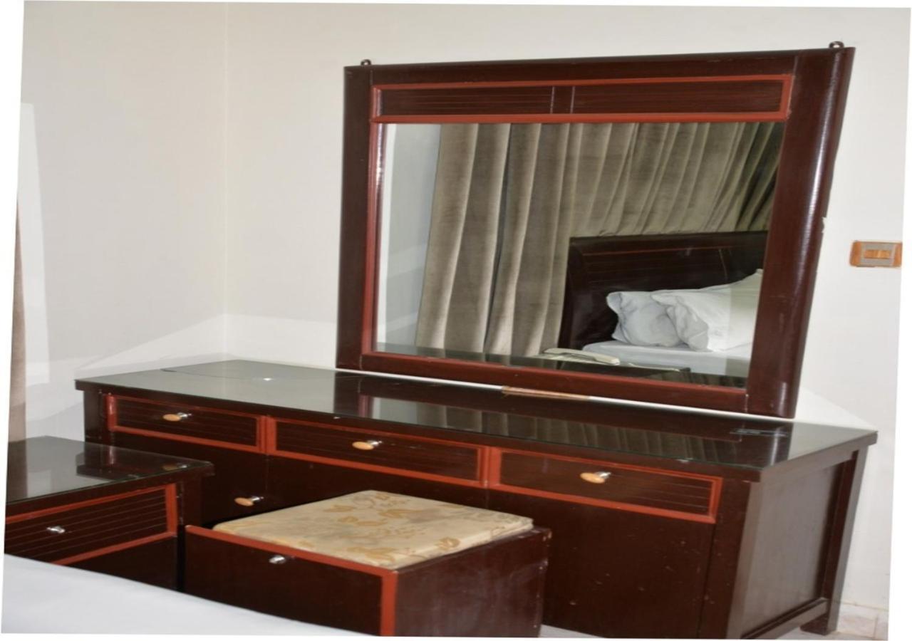 Step Inn Hotel Sukkur Exterior foto